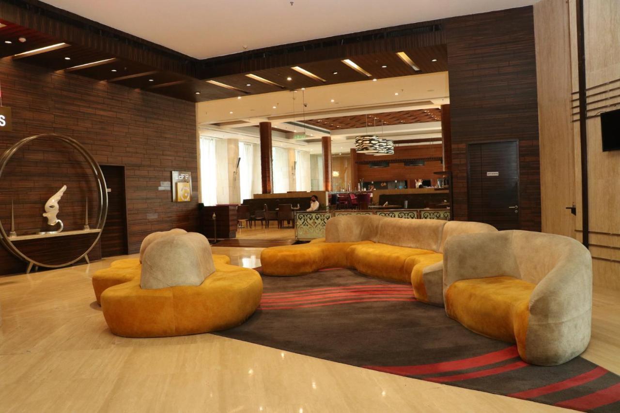 Holiday Inn Chandigarh Panchkula, An Ihg Hotel Экстерьер фото